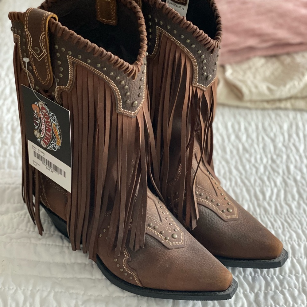 Ladies Fringe Boots - Picture 8 of 8